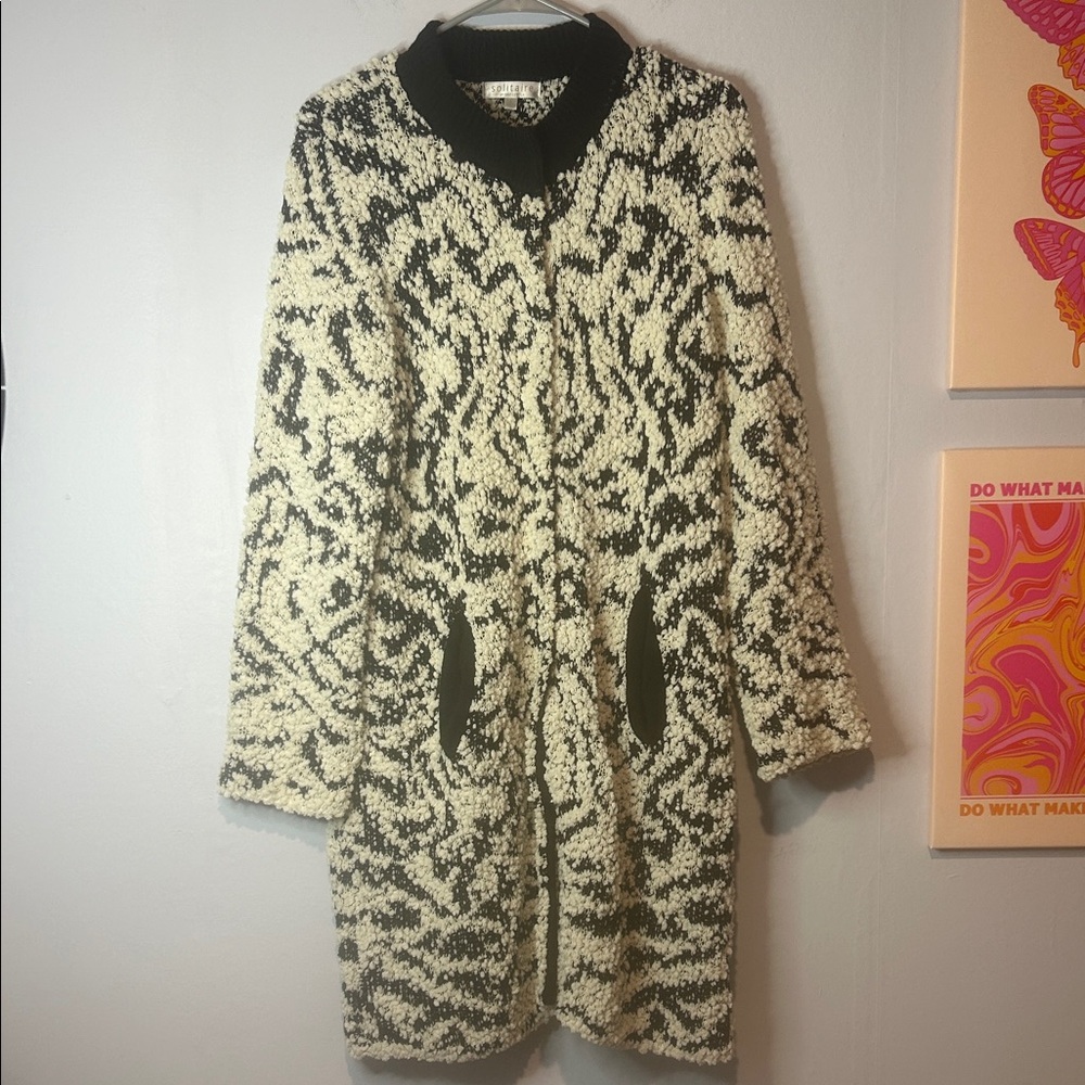 Solitaire Monochrome Patterned Cardigan - Picture 2 of 7